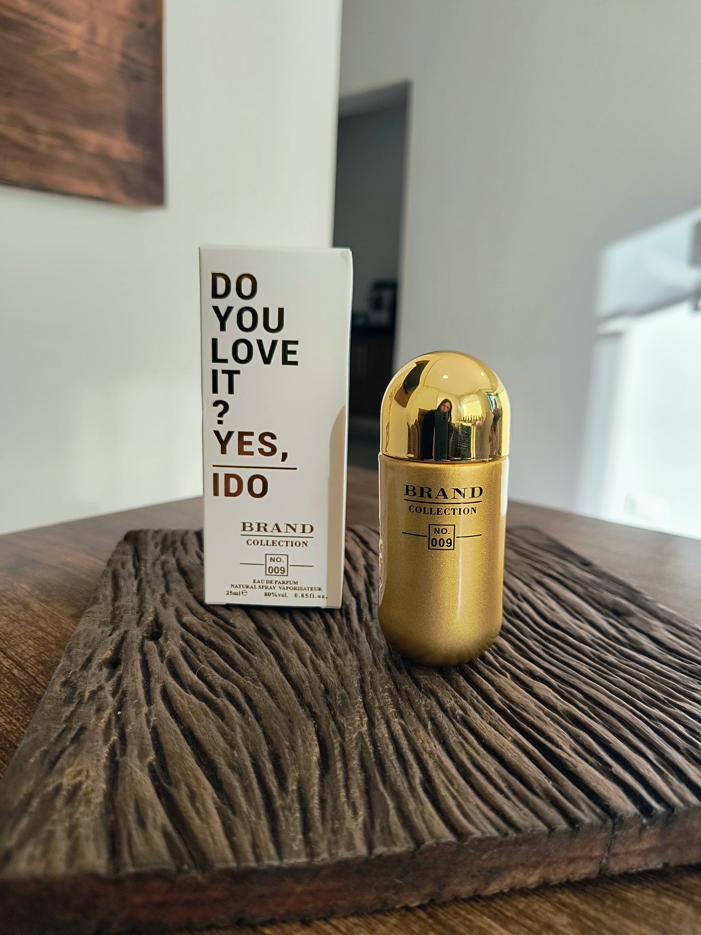 Brand Collection 009 – Inspiração 212 VIP Lady (25 ml)